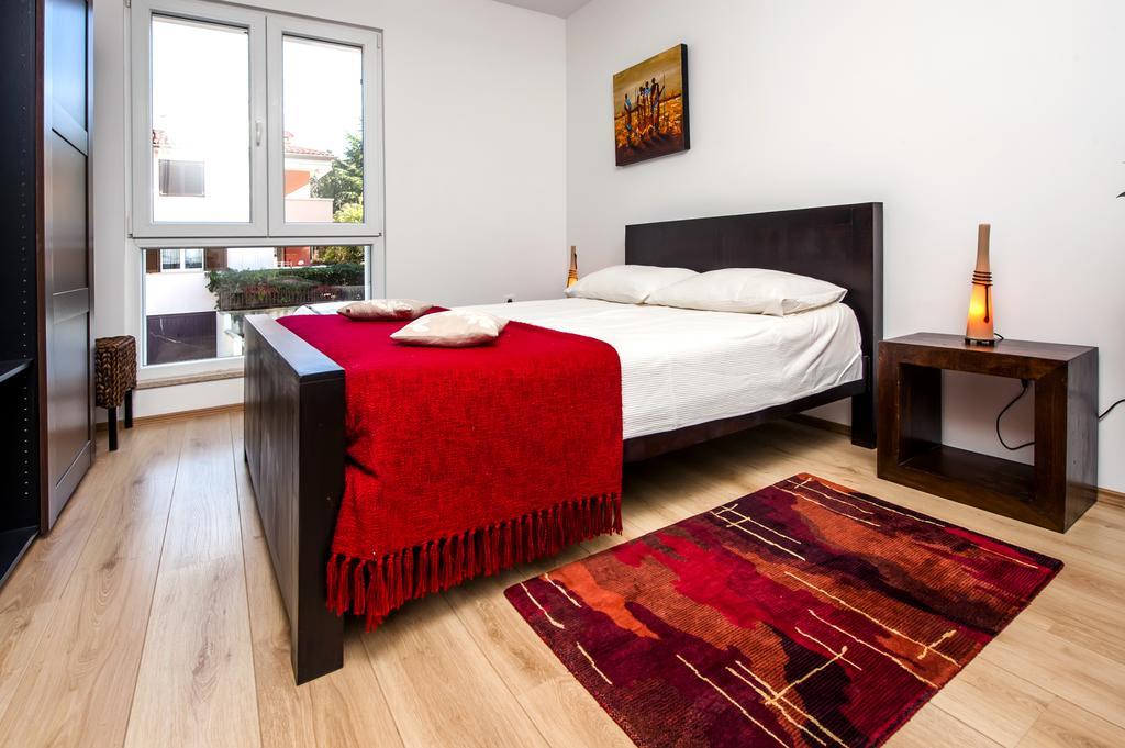 Pimlico Apartment โรวีน ภายนอก รูปภาพ