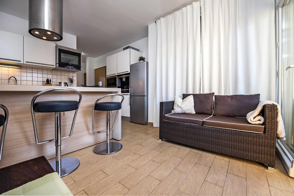 Pimlico Apartment โรวีน ภายนอก รูปภาพ